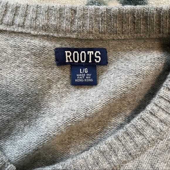 ROOTS V Neck Pullover Wool Grey V Neck Cozy Sweater Large - Picture 4 of 6
